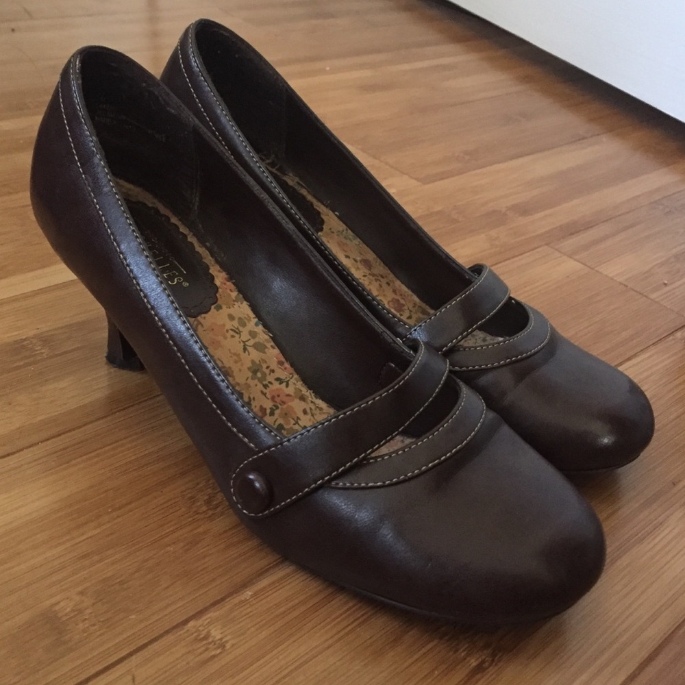 Brown Seychelles Heels
